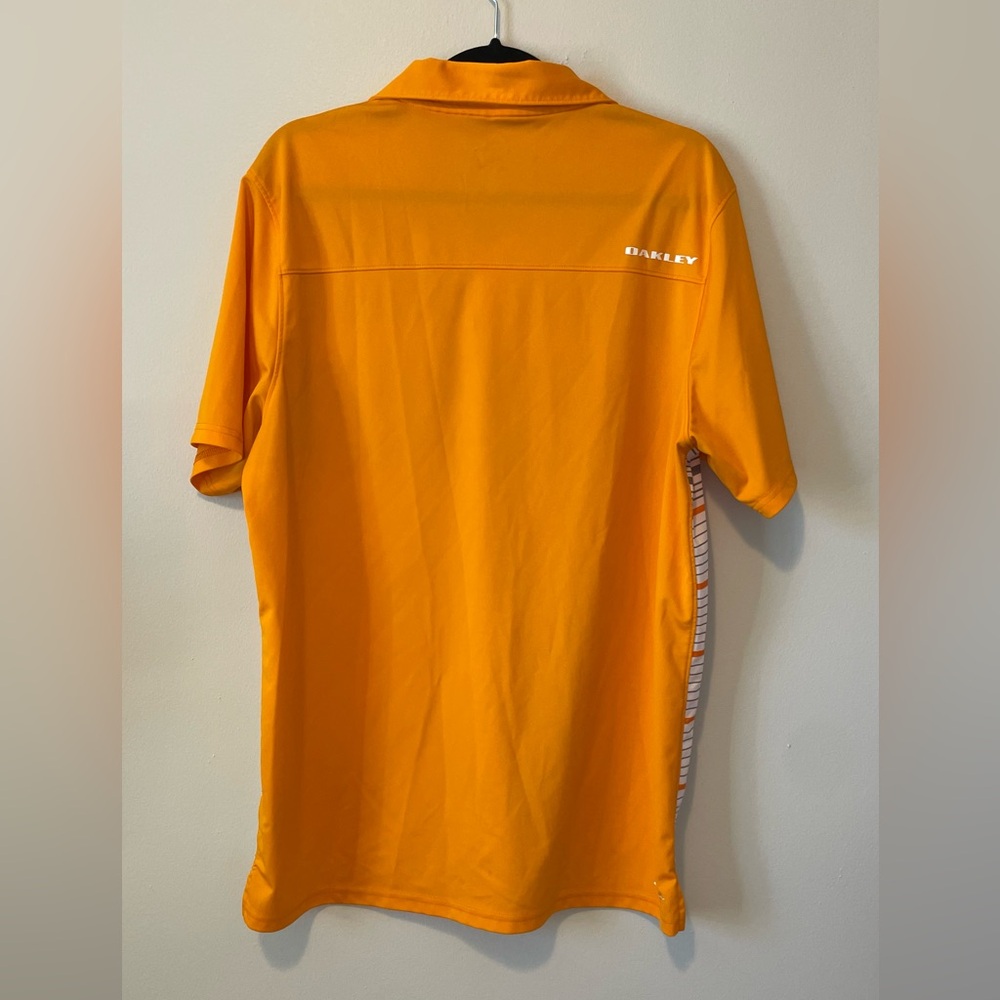 Oakley Men's Golf Polo Collared Shirt in Orange and Gray Stripes - Picture 4 of 6